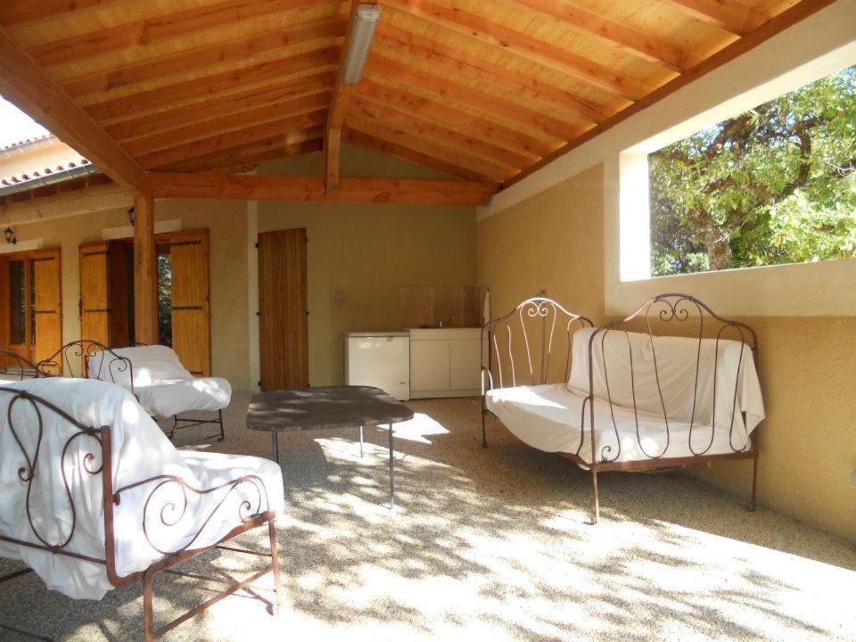 Escapades En Ventoux Villa Venasque Bilik gambar